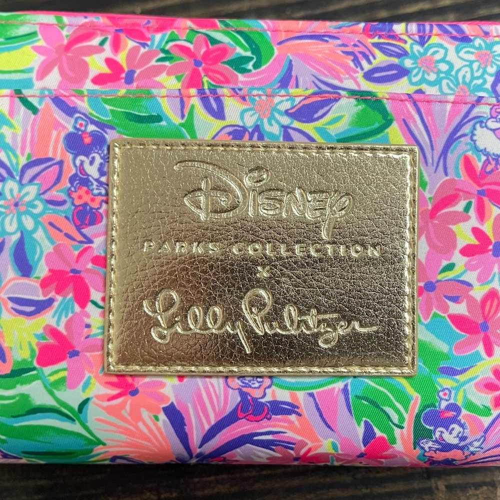 Lilly Pulitzer x Disney Marsten Crossbody, Lilly Loves Disney, Aegean Navy, NWT